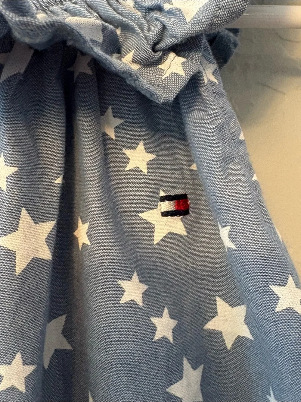 Tommy Hilfiger baby girls chambray with white stars ruffle top/short set 18 mon